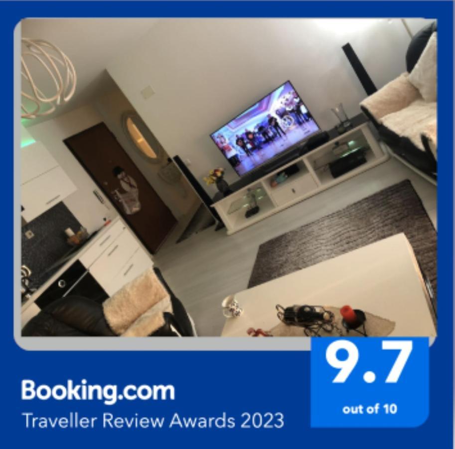 Lovely 2 Bedroom Condo In Gjilan. Екстериор снимка